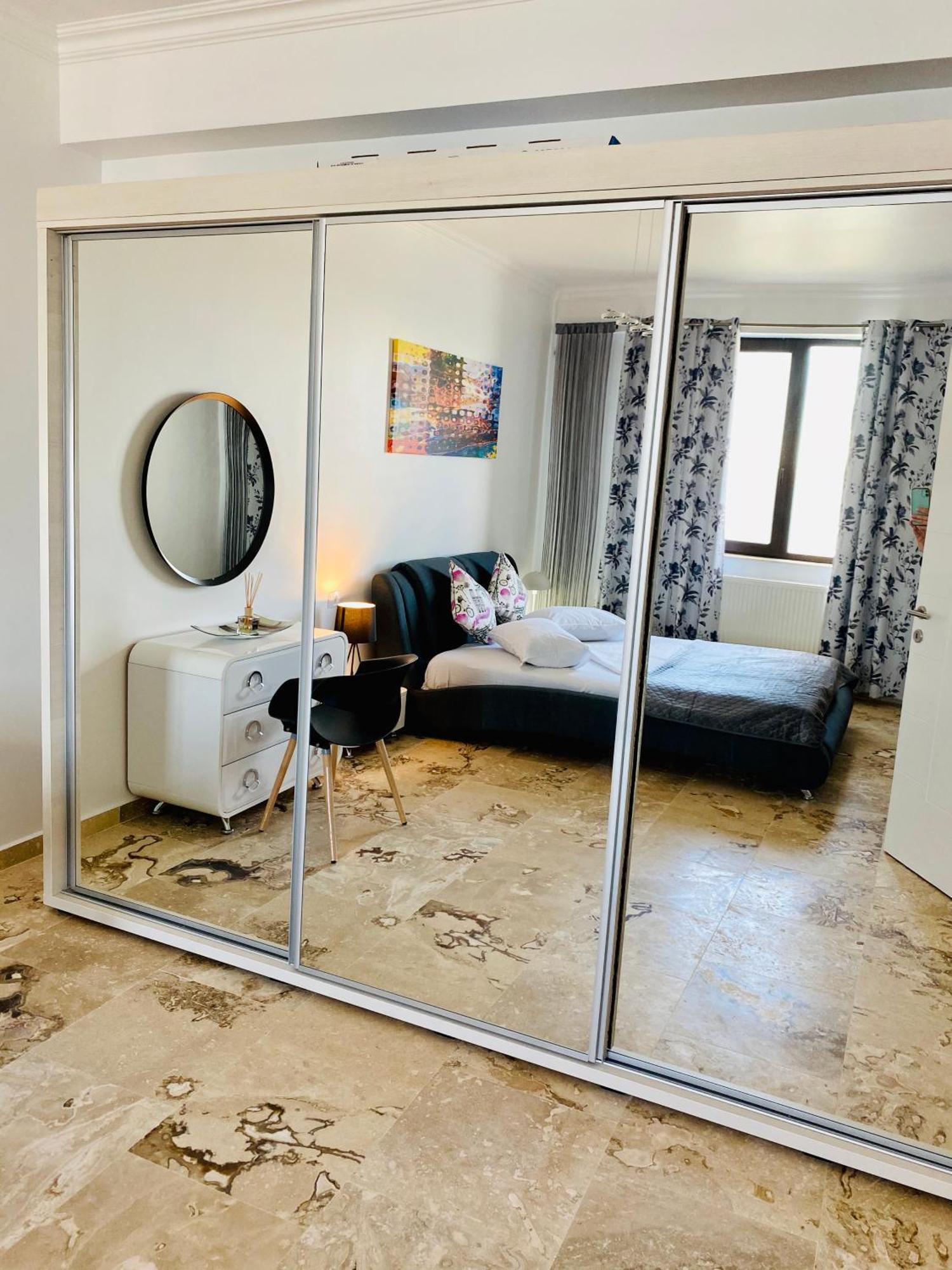 Solid Apartments Мамая Екстериор снимка