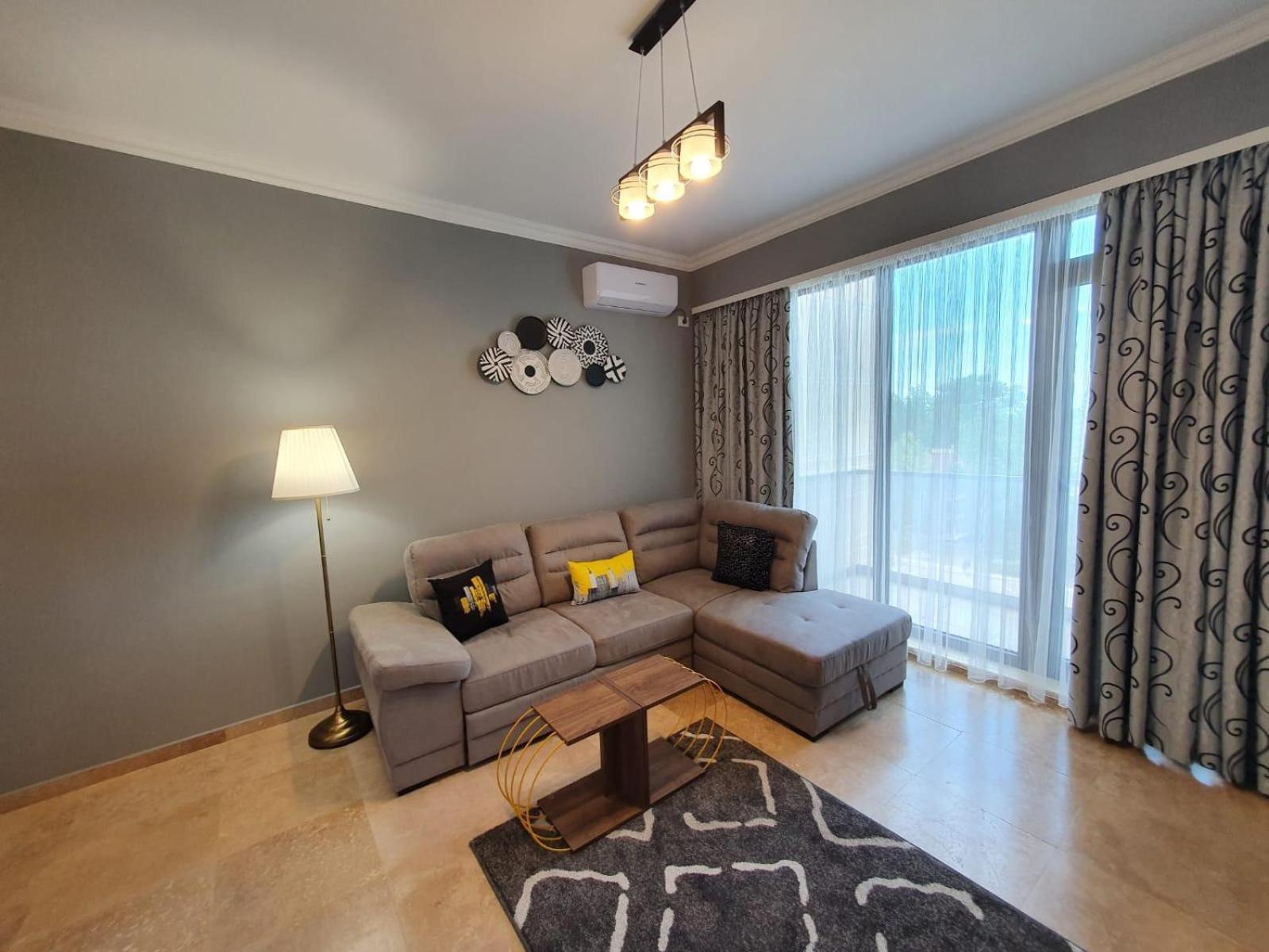 Solid Apartments Мамая Екстериор снимка