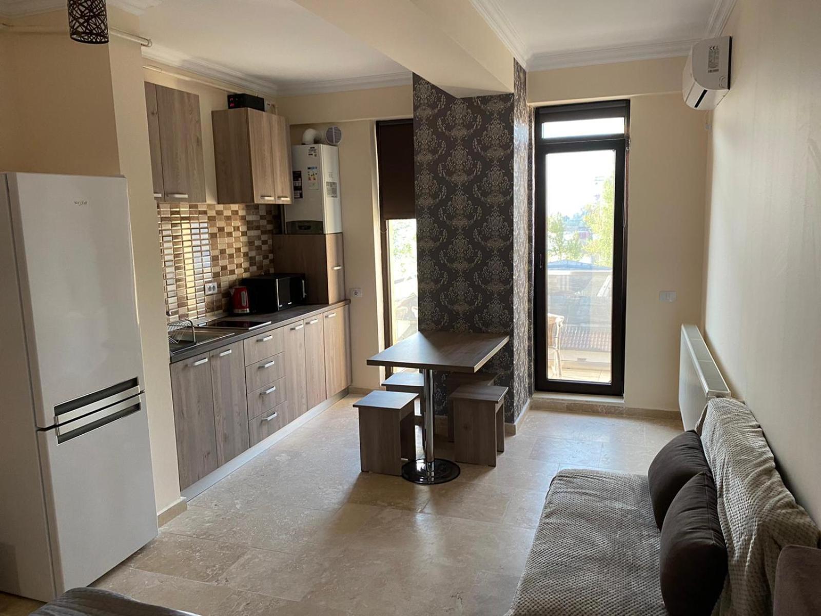 Solid Apartments Мамая Екстериор снимка