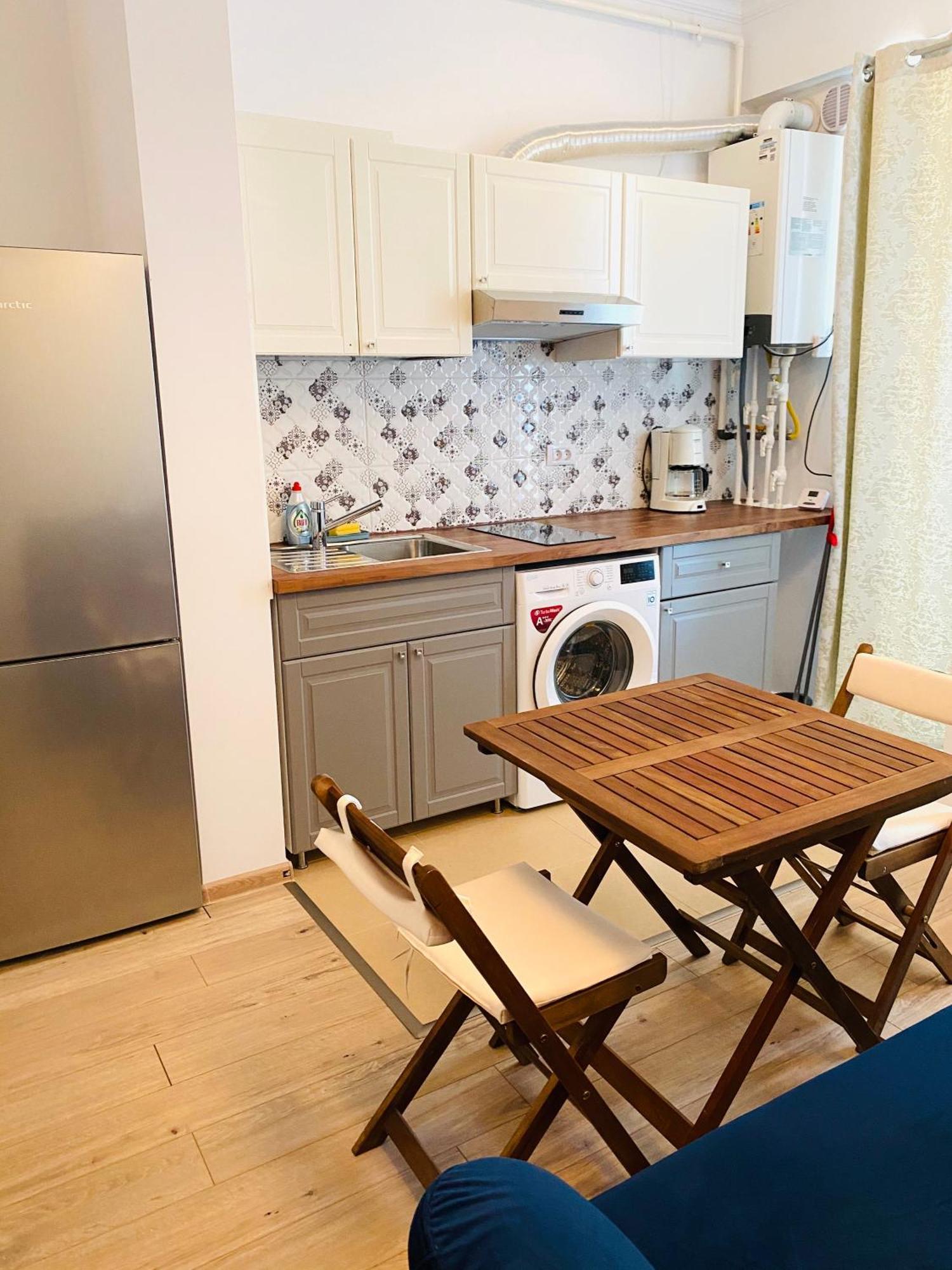 Solid Apartments Мамая Екстериор снимка