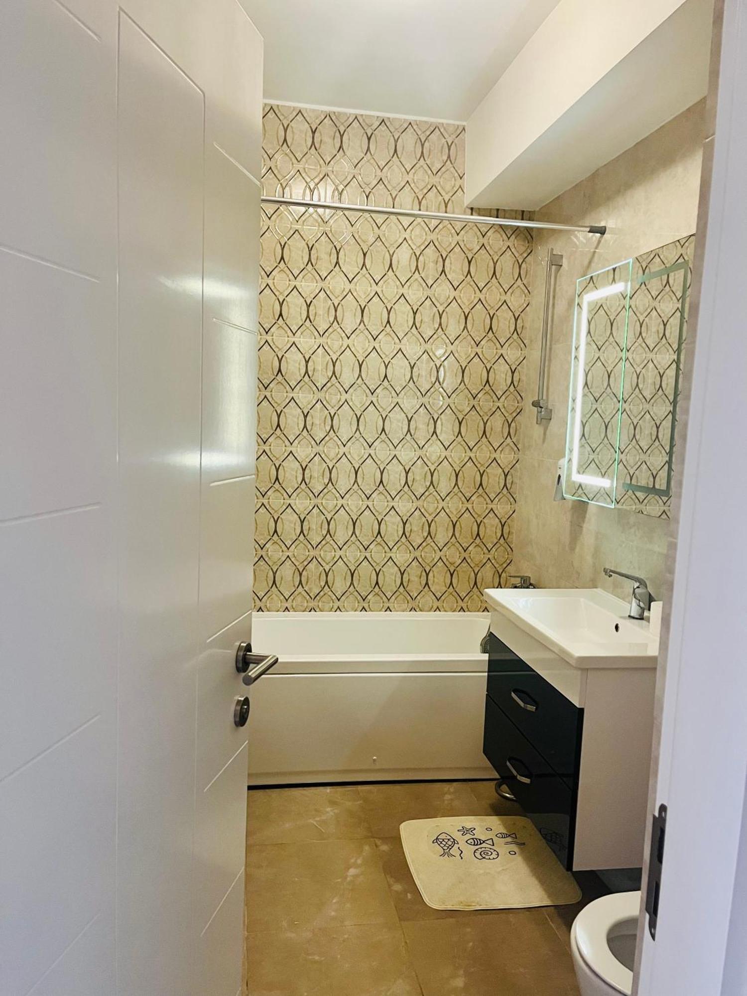 Solid Apartments Мамая Екстериор снимка