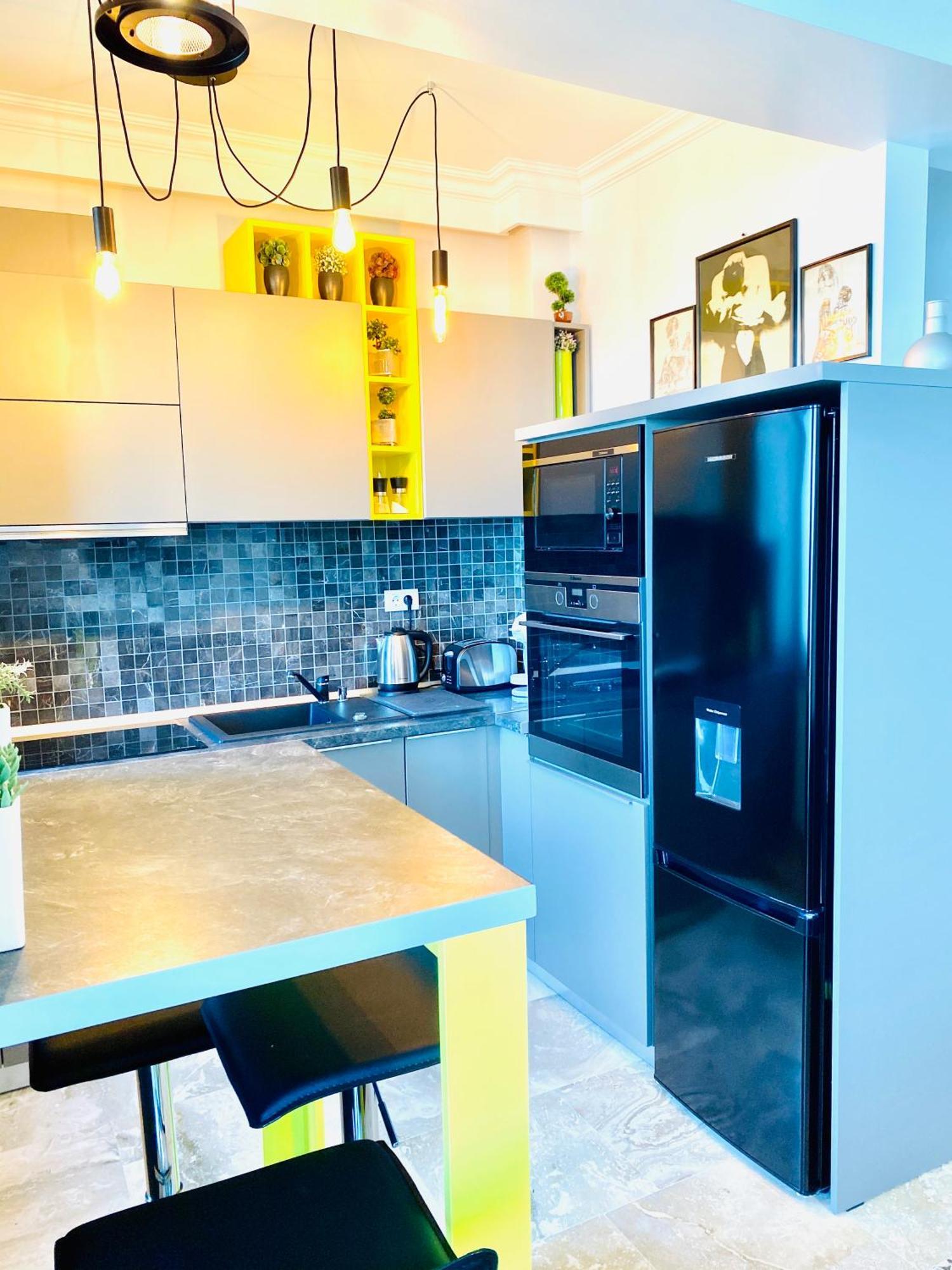 Solid Apartments Мамая Екстериор снимка
